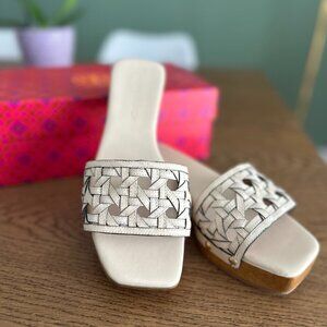NWT! NEW! Tory Burch basketweave clogs new cream -Women US 7